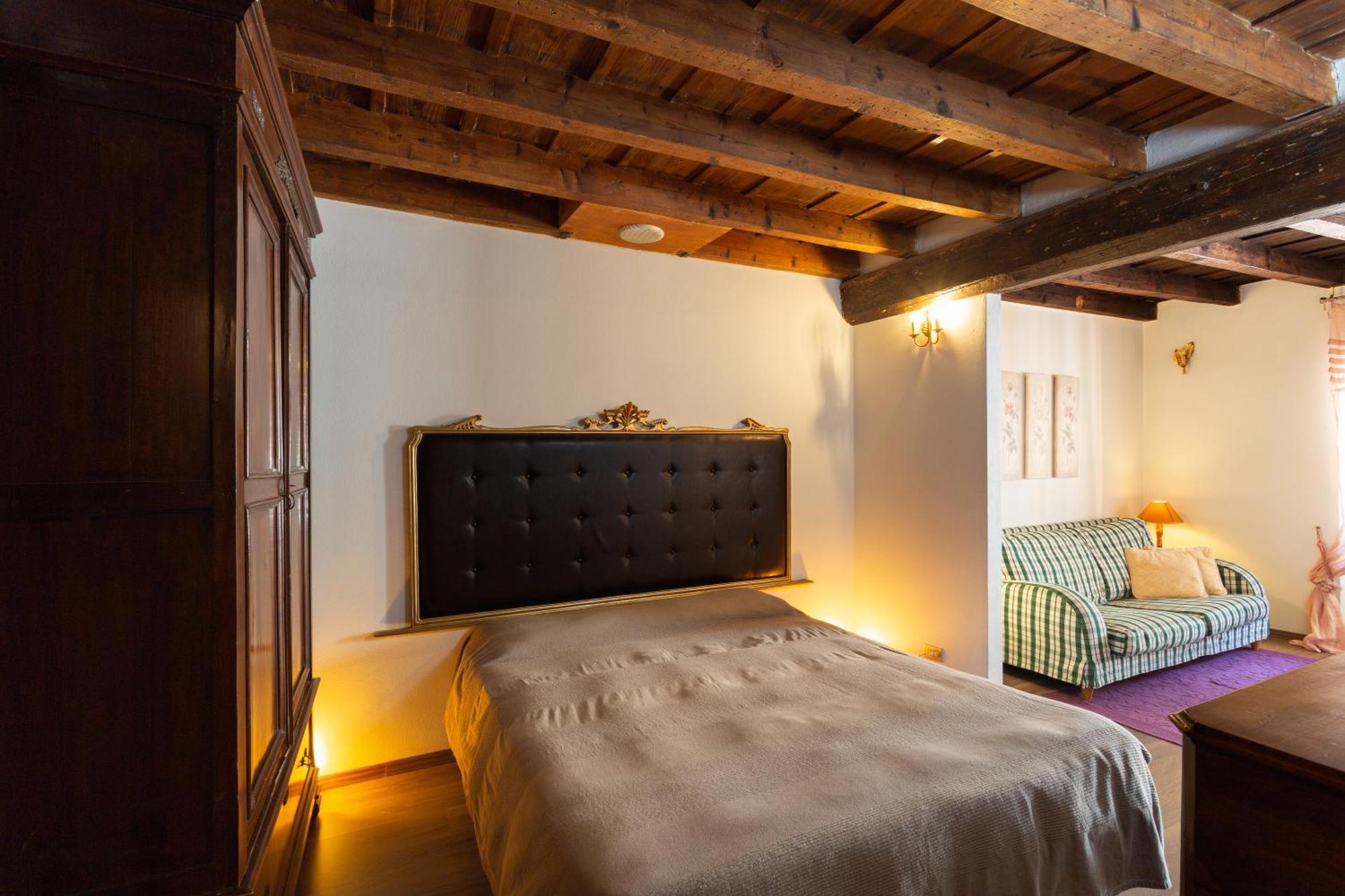 La Castellana Lägenhet Bergamo Exteriör bild