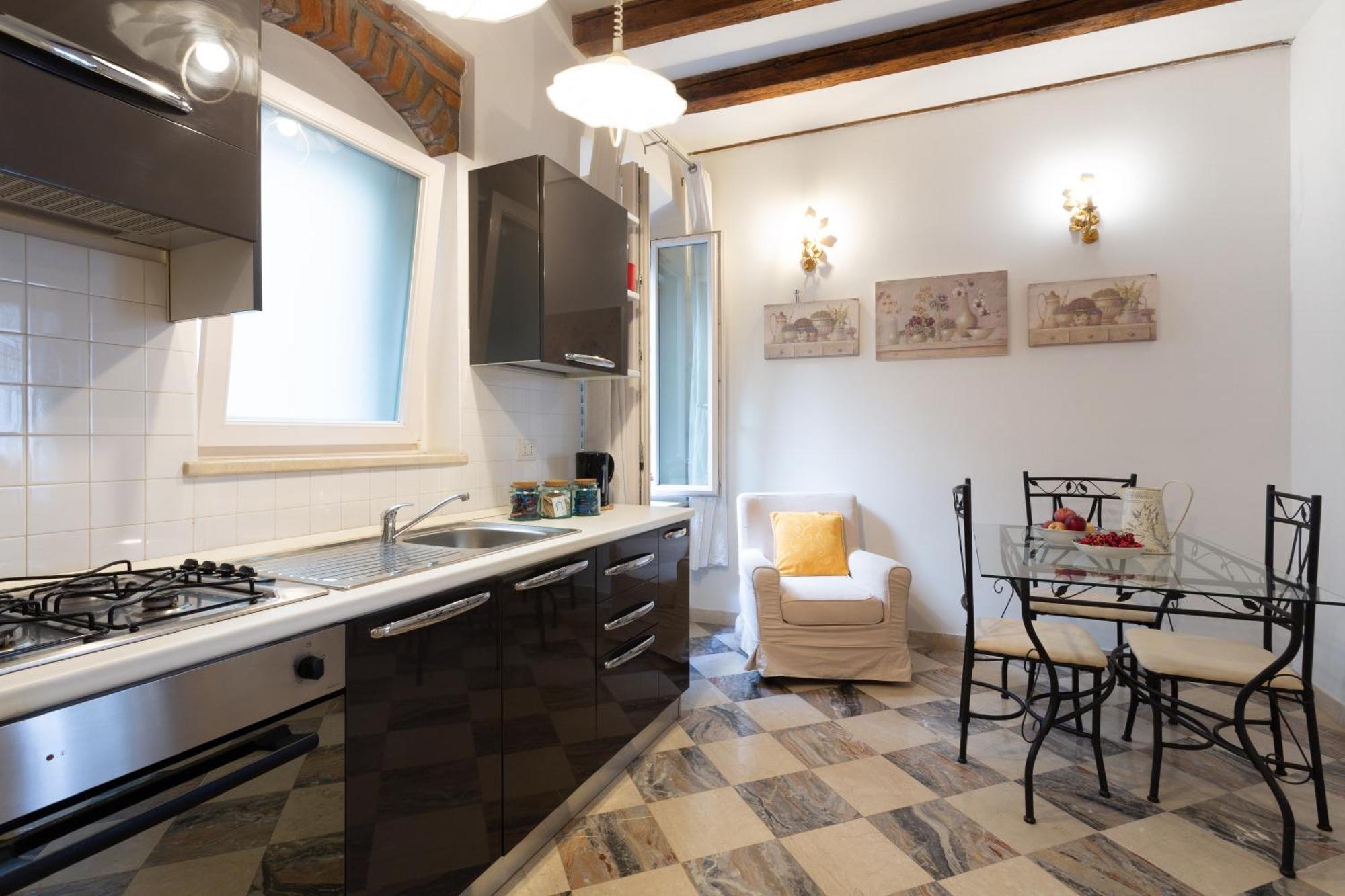 La Castellana Lägenhet Bergamo Exteriör bild